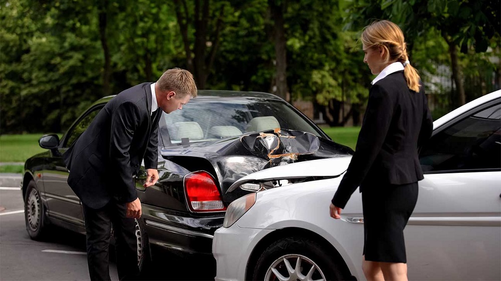 Confused About Whether To Hire A Car Accident Attorney Or Not?